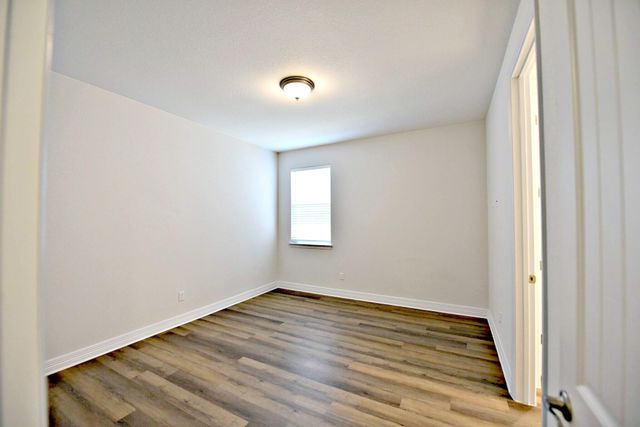 2220 Airport DR, Leander, TX 78641