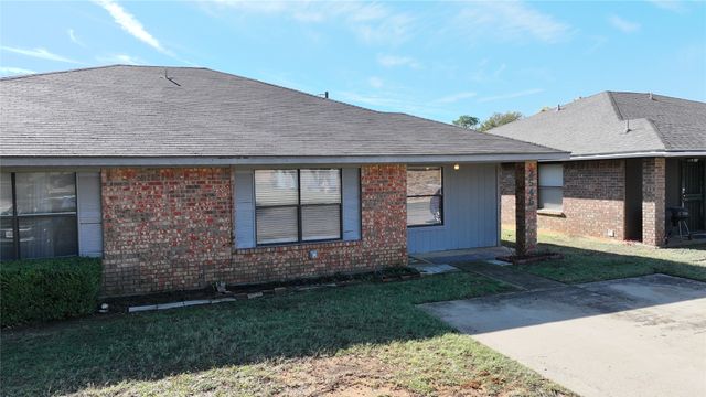 2546 Windy Pine Lane, Arlington, TX 76015