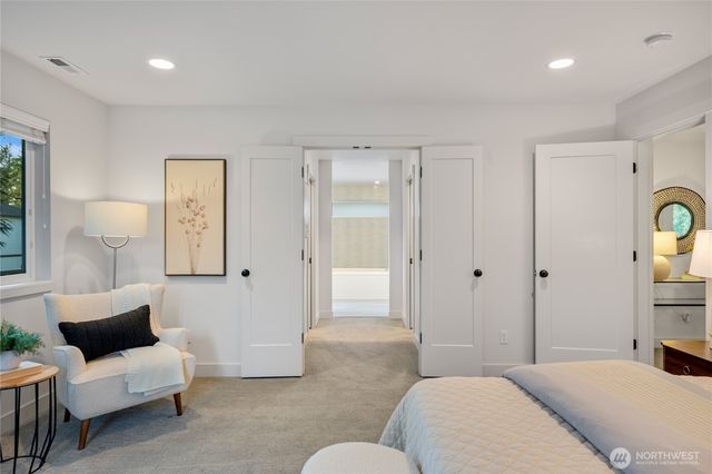 10317 Sand Point Way NE, Seattle, WA 98125