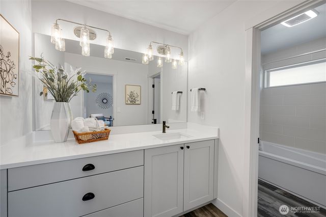 10317 Sand Point Way NE, Seattle, WA 98125