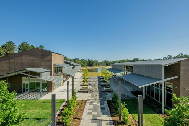 15644 Broadway Bend Drive, Conroe, TX 77302