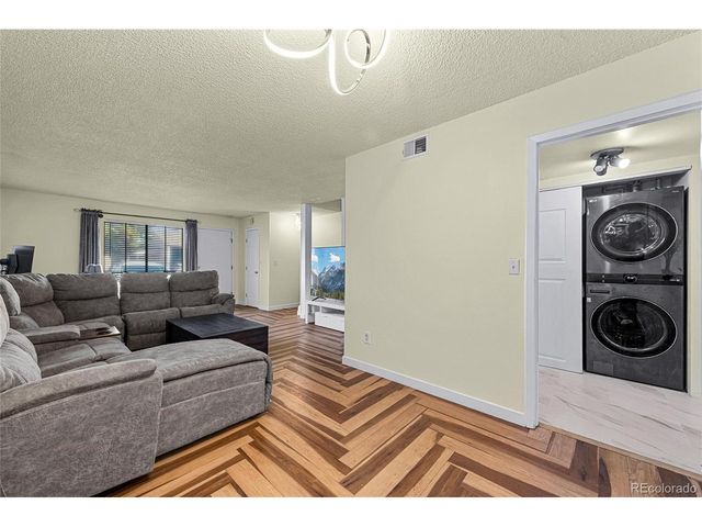 3550 S Harlan St 119, Denver, CO 80235