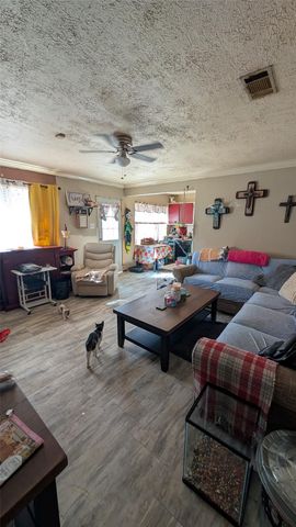 257 County Road 3669b, Splendora, TX 77372