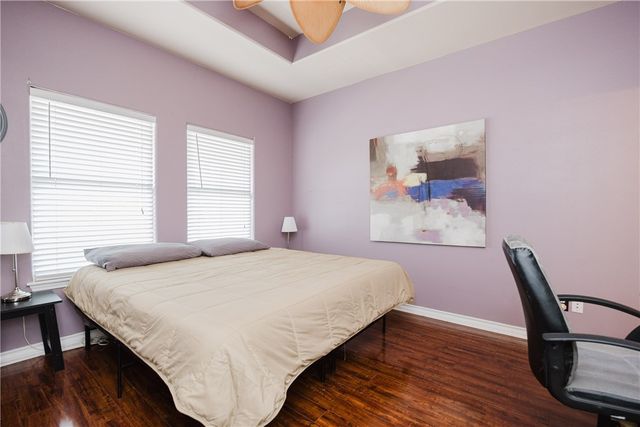 15102 Leeward Dr 502, Corpus Christi, TX 78418