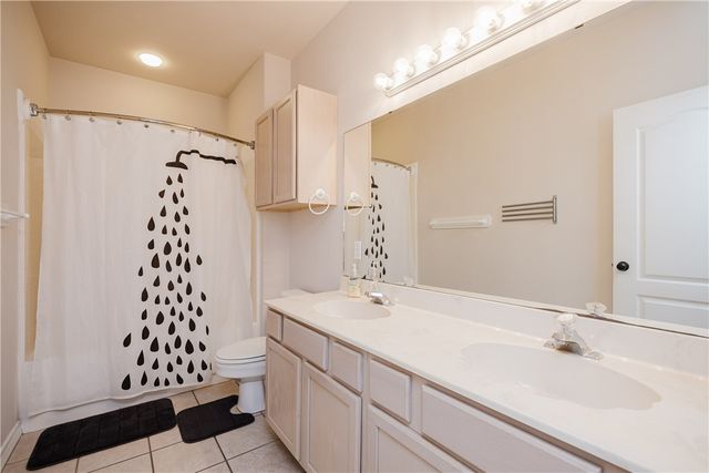 15102 Leeward Dr 502, Corpus Christi, TX 78418