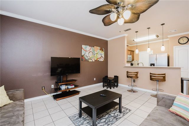 15102 Leeward Dr 502, Corpus Christi, TX 78418