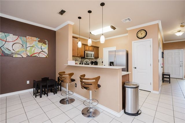 15102 Leeward Dr 502, Corpus Christi, TX 78418