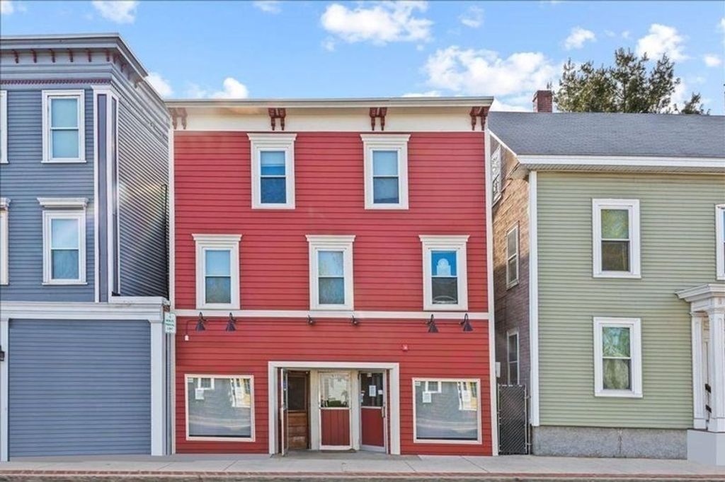 97 Bridge Street, Salem, MA 01970