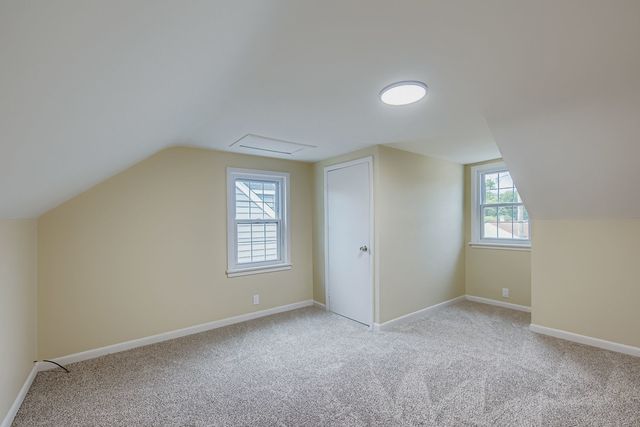 14827 Kenneth Avenue, Midlothian, IL 60445