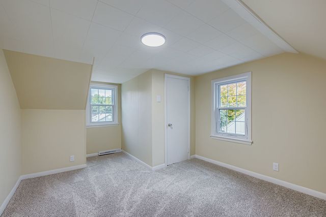 14827 Kenneth Avenue, Midlothian, IL 60445