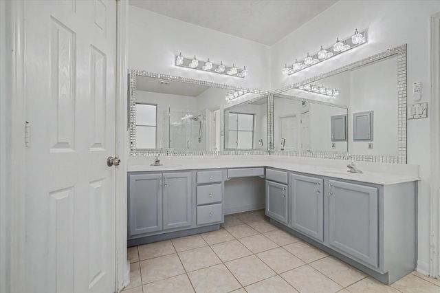 24 Old Presidio Drive, Manvel, TX 77578