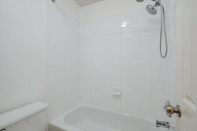 24 Old Presidio Drive, Manvel, TX 77578