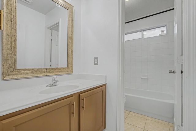 24 Old Presidio Drive, Manvel, TX 77578