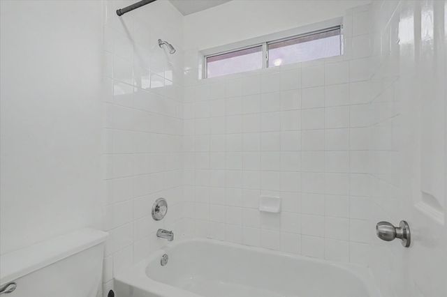 24 Old Presidio Drive, Manvel, TX 77578