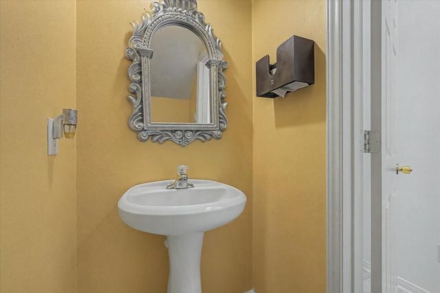 24 Old Presidio Drive, Manvel, TX 77578