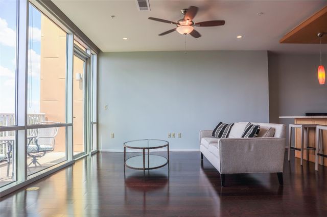 1600 Barton Springs RD 5610, Austin, TX 78704