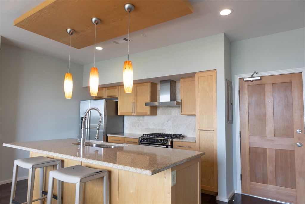 1600 Barton Springs RD 5610, Austin, TX 78704