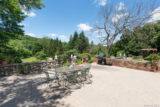 20 Craig Lane, Dover Plains, NY 12522