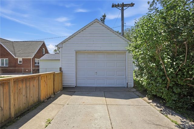 790 Cleveland Drive, Cheektowaga, NY 14225