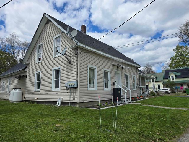 38 Summer Street, Newport, NH 03773