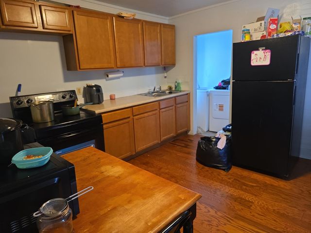 38 Summer Street, Newport, NH 03773
