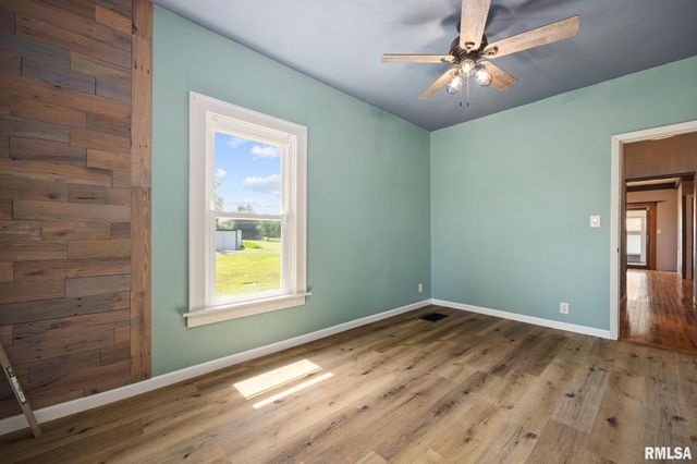 4751 SHERIDAN Road, Groveland, IL 61535