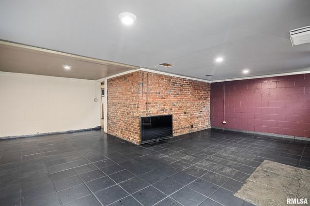 4751 SHERIDAN Road, Groveland, IL 61535