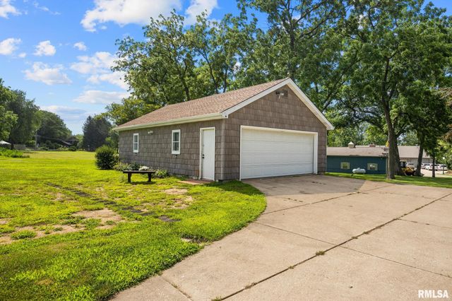 4751 SHERIDAN Road, Groveland, IL 61535
