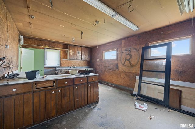 4751 SHERIDAN Road, Groveland, IL 61535