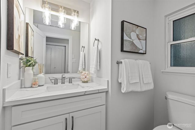 10621 164th Avenue NE, Redmond, WA 98052