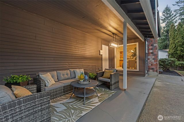 10621 164th Avenue NE, Redmond, WA 98052