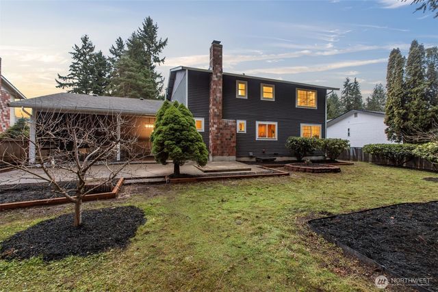 10621 164th Avenue NE, Redmond, WA 98052