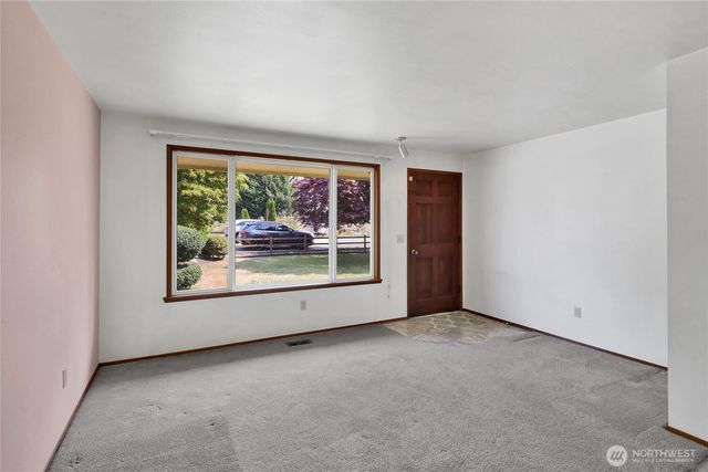 13176 Avon Allen Road, Mount Vernon, WA 98273