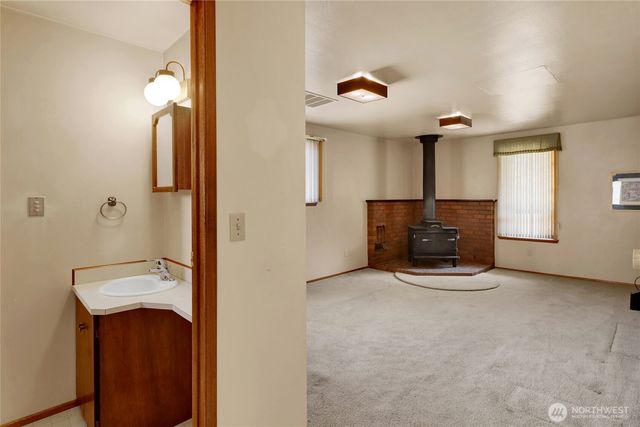 13176 Avon Allen Road, Mount Vernon, WA 98273