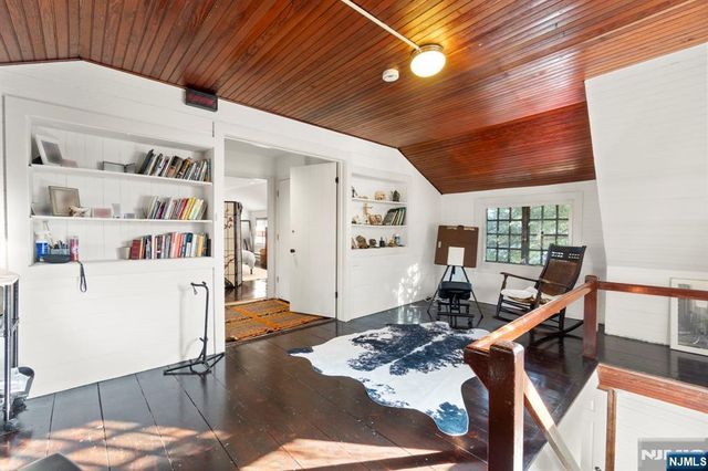 9 Prospect Terrace, Montclair, NJ 07042