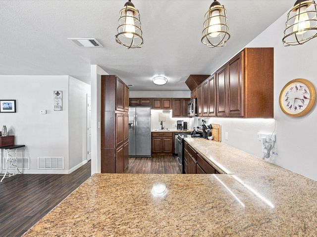 408 Inwood Road, Azle, TX 76020