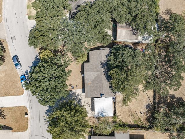 408 Inwood Road, Azle, TX 76020