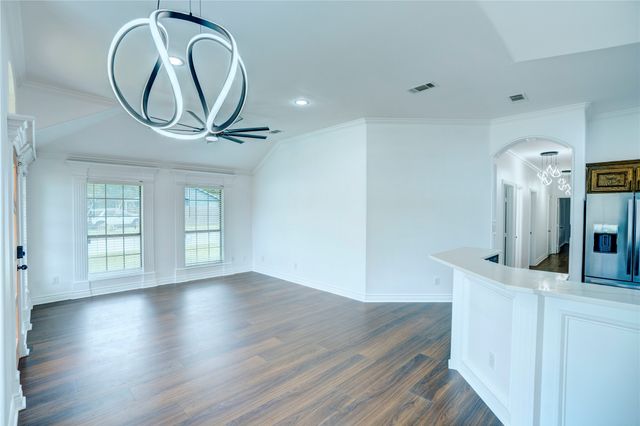 3101 Angle Avenue, Fort Worth, TX 76106