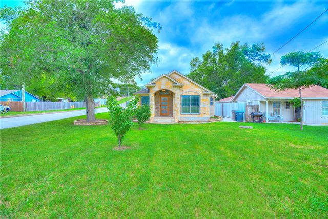 3101 Angle Avenue, Fort Worth, TX 76106