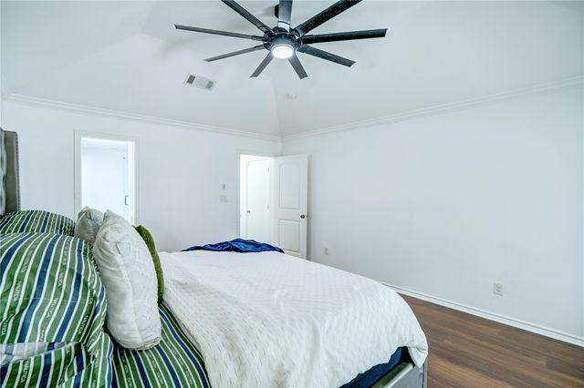 3101 Angle Avenue, Fort Worth, TX 76106