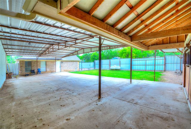 3101 Angle Avenue, Fort Worth, TX 76106