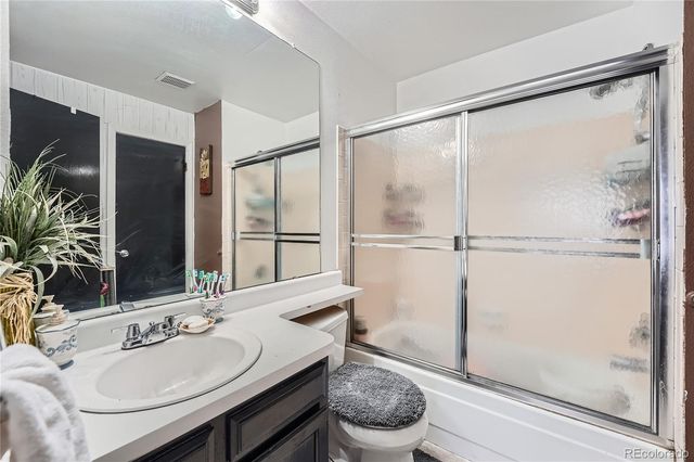 14486 E Hawaii Circle D, Aurora, CO 80012