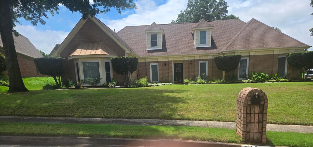 4295 THUNDERSTONE CIR W, Unincorporated, TN 38125