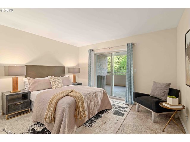 6605 W BURNSIDE Rd 112, Portland, OR 97210