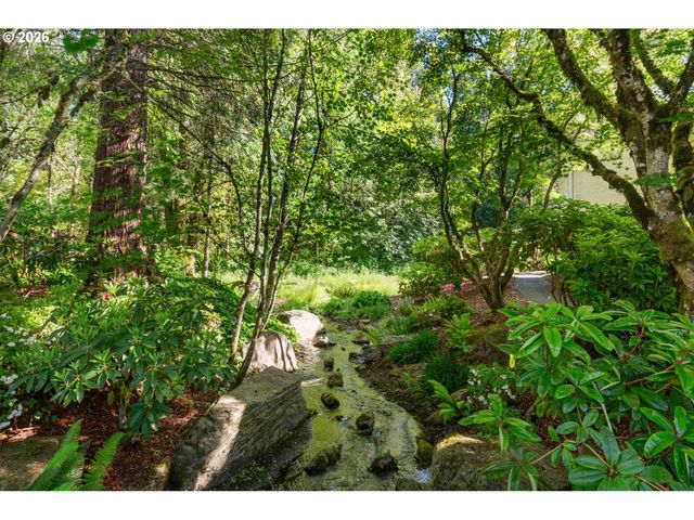 6605 W BURNSIDE Rd 112, Portland, OR 97210