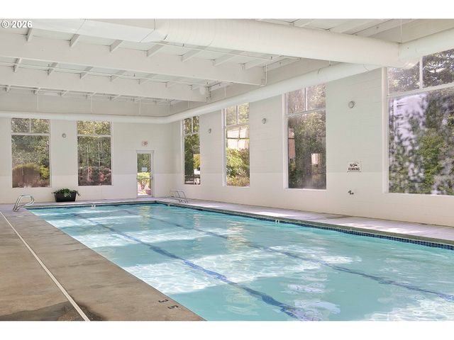 6605 W BURNSIDE Rd 112, Portland, OR 97210