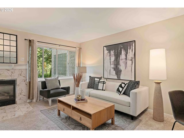 6605 W BURNSIDE Rd 112, Portland, OR 97210