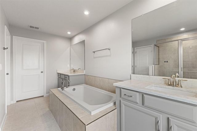 4221 CLOUD HOPPER WAY, Lutz, FL 33559
