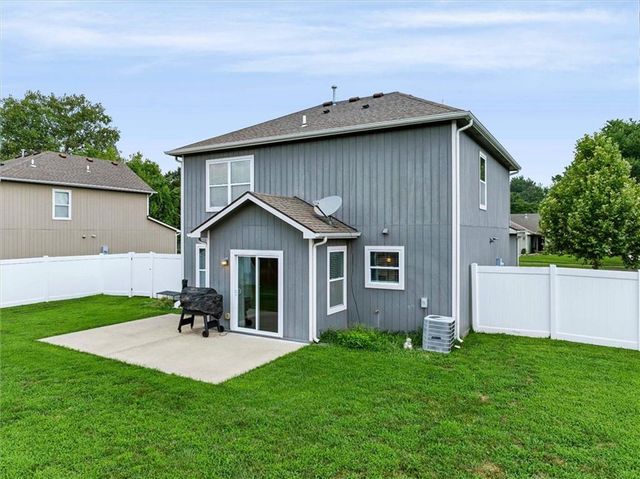 3409 Chance Lane, Lawrence, KS 66047