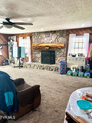 4946 Pole Bridge Road, Wise, VA 24293